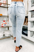 Load image into Gallery viewer, The Lexi Skinny Jean
