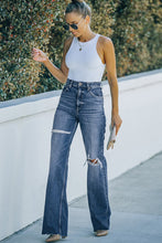 Load image into Gallery viewer, The Sandra Straight Leg Jean
